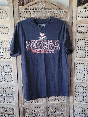 Colosseum Navy Arizona Wildcats Graphic Tee M